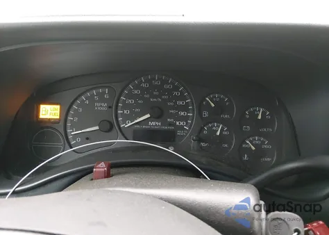 2002 Chevrolet Avalanche 1500 из США, поврежденный, VIN 3GNEC13T82G117372